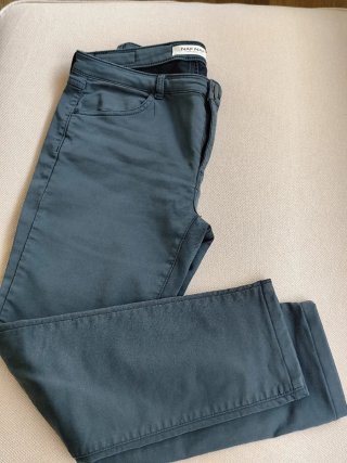 Pantalón de verano elástico marca Naf Naf