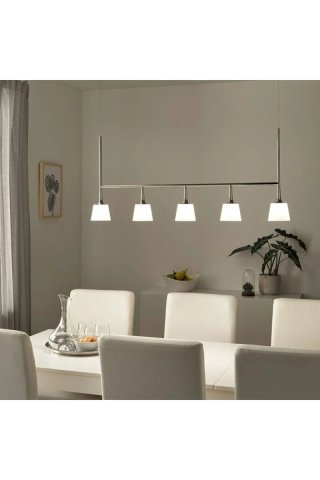 Lámpara de techo IKEA TYBBLE nueva sin estrenar.