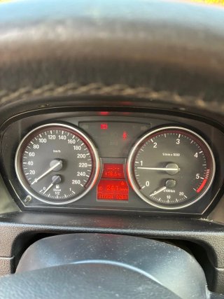 BMW X1 2011
