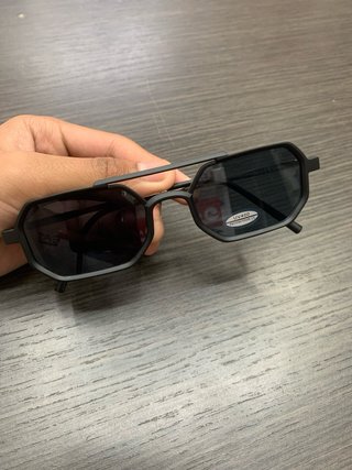 Occhiali da sole neri