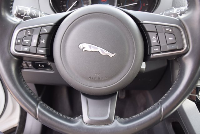 Jaguar F-Pace 2017