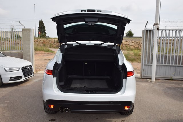 Jaguar F-Pace 2017
