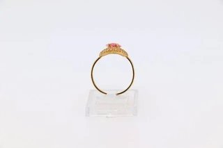 Anillo Lanzadera grande con circonita central rosa