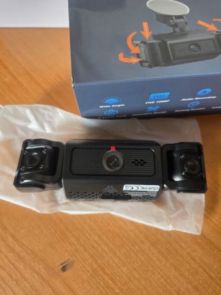 Dash Cam Triple Lente Compacta