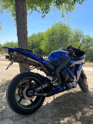 Yamaha R1 2005 Azul
