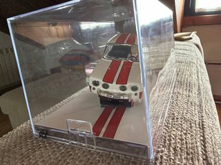 Scalextric Renault 8 Club 2009