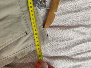 Pantalón chino hombre verano beige