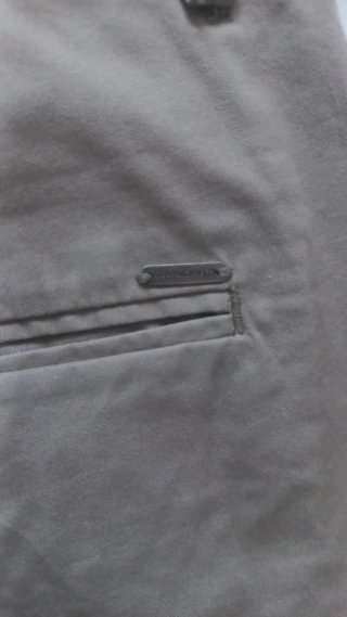 Pantalón corto chino beige Springfield Talla 44