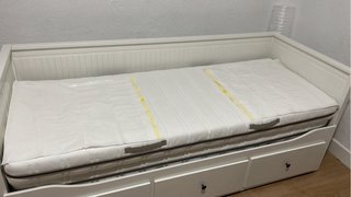 Divan Hemnes Ikea con 2 colchones