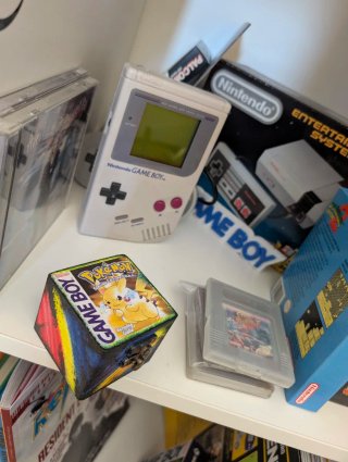 Cofanetto Pokemon Game Boy Pikachu