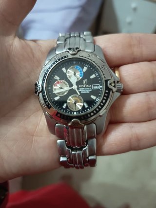 Reloj Festina Caballero Negro y Plateado