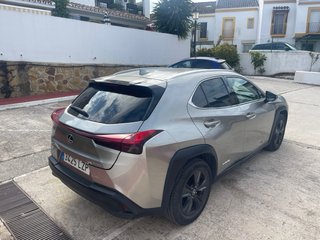 Lexus UX 2022
