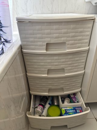 Cajonera de plástico blanca