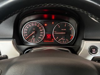 BMW E93 2011
