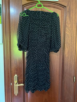 Vestido corto lunares negro y blanco