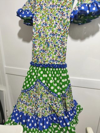 Vestido Flamenca Flores y Lunares