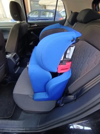 Silla coche BabyAuto azul y negra