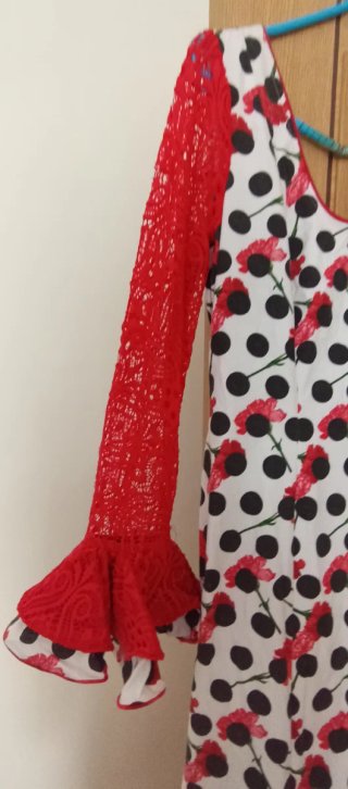 Vestido de flamenca blanco y rojo