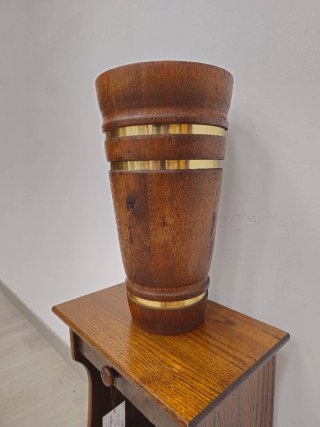 Portaombrelli in rovere massiccio con dettagli in ottone