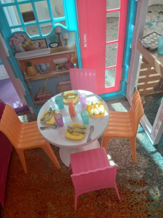 Set Juguetes Barbie Casa, Coche,  y Muñecas