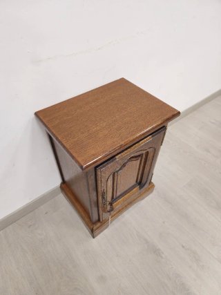 Cómoda Rústica de Roble