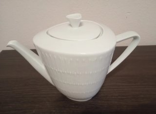 HERMOSA CAFETERA DE PORCELANA , HUTSCHENREUTHER