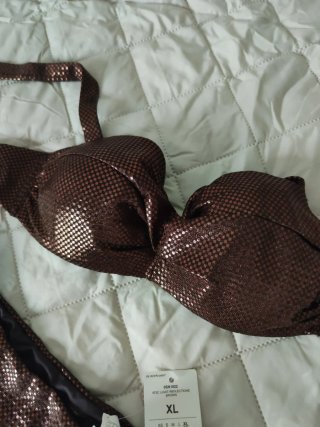 Bikini marrón y dorado talla XL calcedonia
