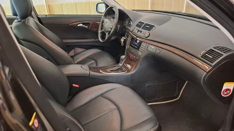 Mercedes-Benz Clase E E 220 CDI Avantgarde 4p (W211) 2008, foto 11