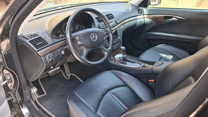 Mercedes-Benz Clase E E 220 CDI Avantgarde 4p (W211) 2008, foto 13