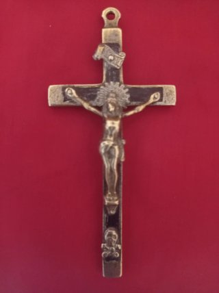 Cruz pectoral antigua francesa