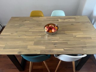 Mesa Comedor Nórdica + 4 Sillas