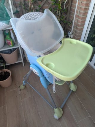 Trona de bebé plegable