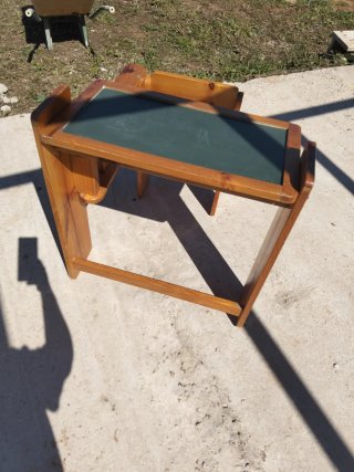 Scrivania per bambini in legno