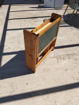 Scrivania per bambini in legno