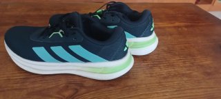 Deportivos Adidas Azul y Verde