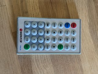 DVD Portátil Wonster + Películas (Para Reparar)