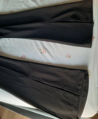 Pantaloni donna neri
