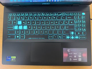 MSI Sword 16 HX B14VFKG-054XES Portátil 96 GB RAM