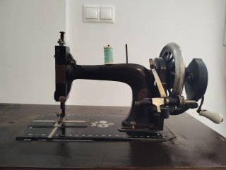 Máquina de coser Regina Hugo Hengstenberg