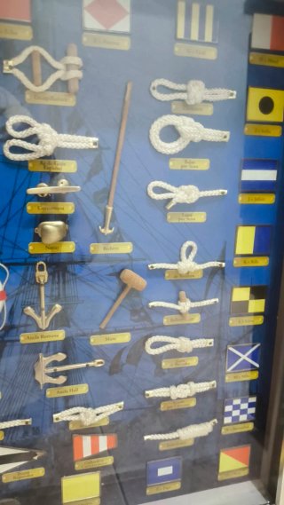 Cuadro Nudos Marineros y Banderas