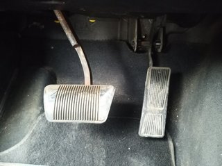 PEDAL FRENO JEEP CHEROKEE (KJ) ENR