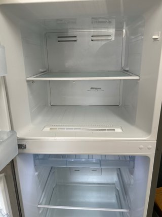 Nevera Hisense 170cm casi nueva