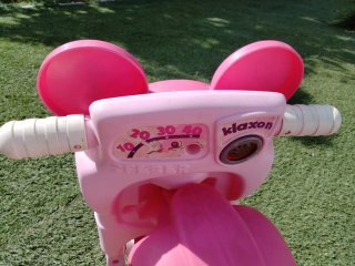 Moto infantil Feber rosa Minnie Mouse