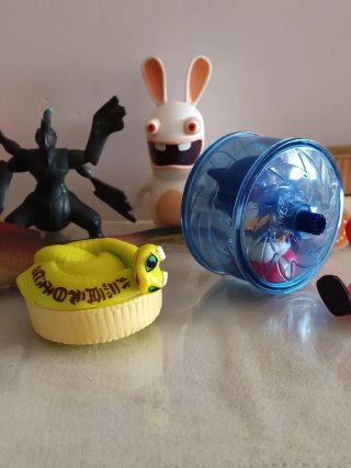 Lote de 11 figuras de juguete