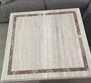 Mesa de centro de piedra