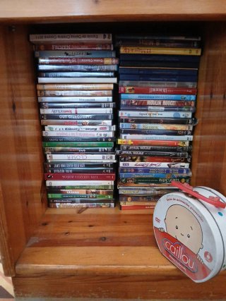 Lote DVDs Películas Variadas. Unos 60 títulos