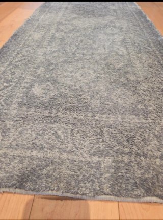 Alfombra de pasillo gris