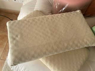 Lote 2 Mantas 1-Edredon y 2 Cojines