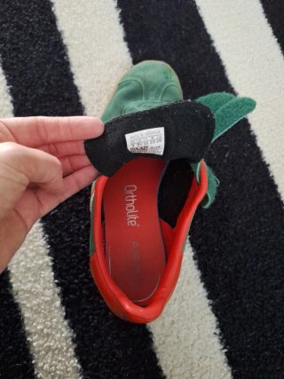 Adidas Gazelle Verde y Rojo Velcro