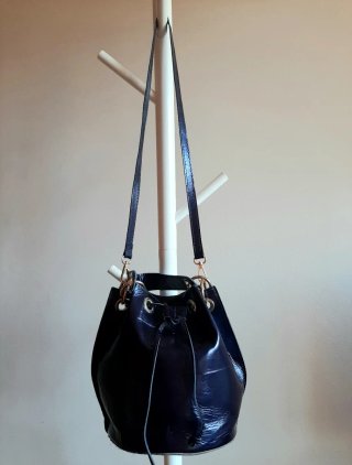 Bolso cubo piel nuevo Genuine leather